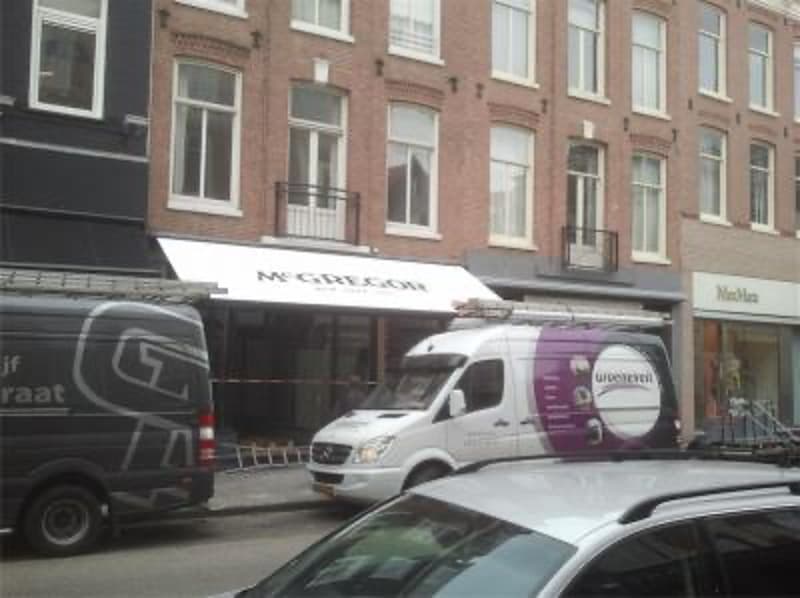 Knikarmscherm Amsterdam